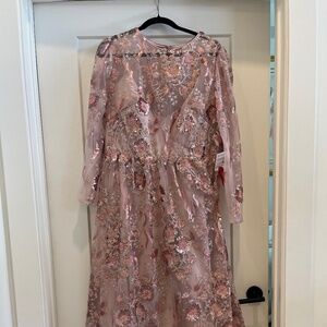 NWT Beautiful MAC DUGGAL embellished dress Size 14